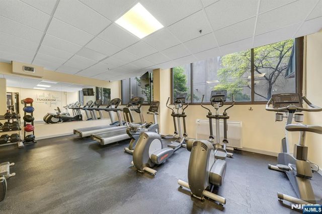 45 S River Drive 912, Jersey City, NJ 07310