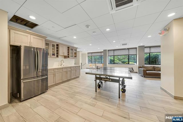45 S River Drive 912, Jersey City, NJ 07310