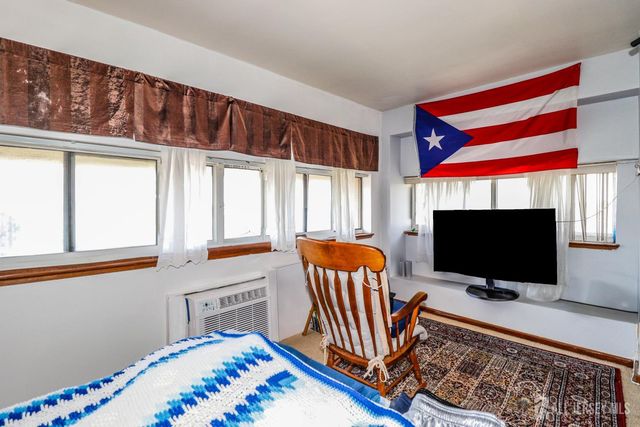 40 Fayette Street 57, Perth Amboy, NJ 08861