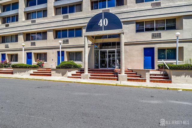 40 Fayette Street 57, Perth Amboy, NJ 08861