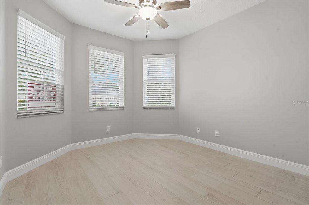 Image 15 of property listing at 2446 STRANDHILL STREET, Orlando, FL 32824