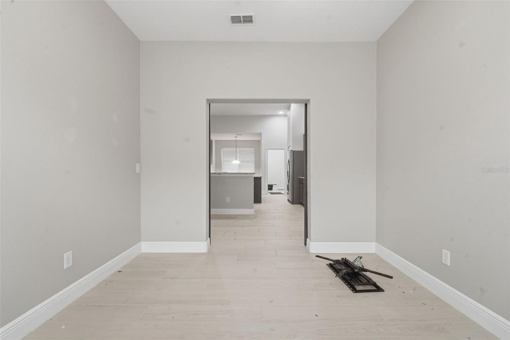 Image 25 of property listing at 2446 STRANDHILL STREET, Orlando, FL 32824