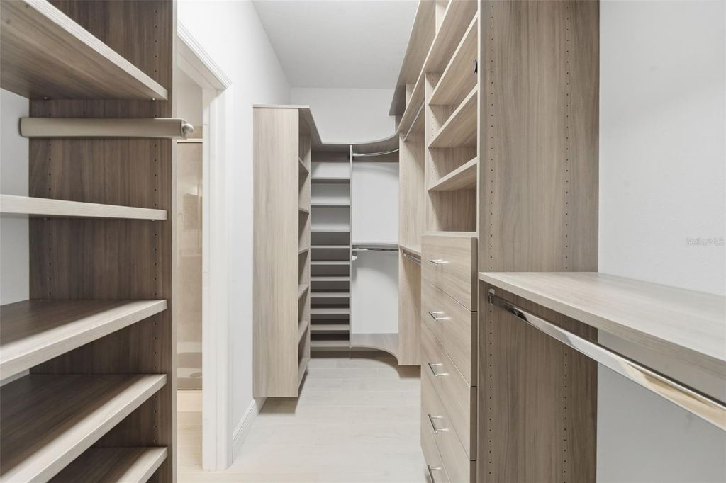 Image 32 of property listing at 2446 STRANDHILL STREET, Orlando, FL 32824