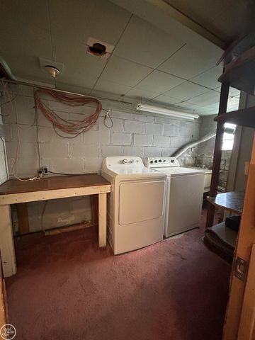 22138 Brittany Avenue, Eastpointe, MI 48021