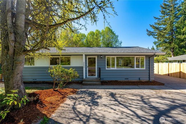 3002 Lakeway Drive, Bellingham, WA 98229