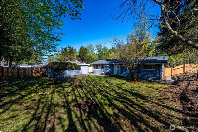 3002 Lakeway Drive, Bellingham, WA 98229