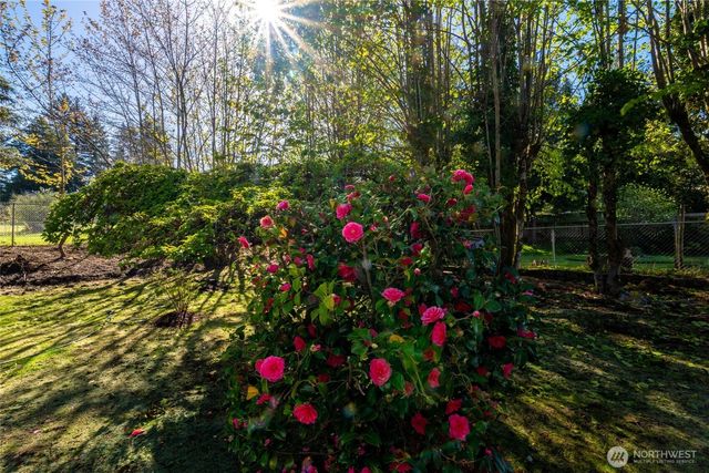 3002 Lakeway Drive, Bellingham, WA 98229