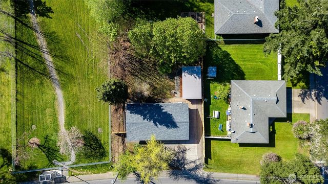 3002 Lakeway Drive, Bellingham, WA 98229