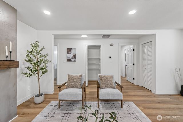 3002 Lakeway Drive, Bellingham, WA 98229