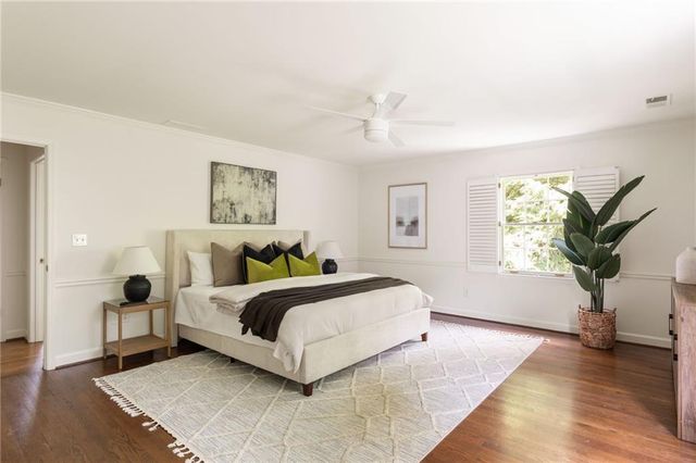 855 Old Creek Trail, Atlanta, GA 30328