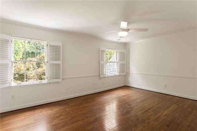 855 Old Creek Trail, Atlanta, GA 30328