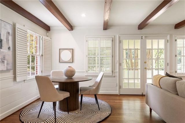 855 Old Creek Trail, Atlanta, GA 30328