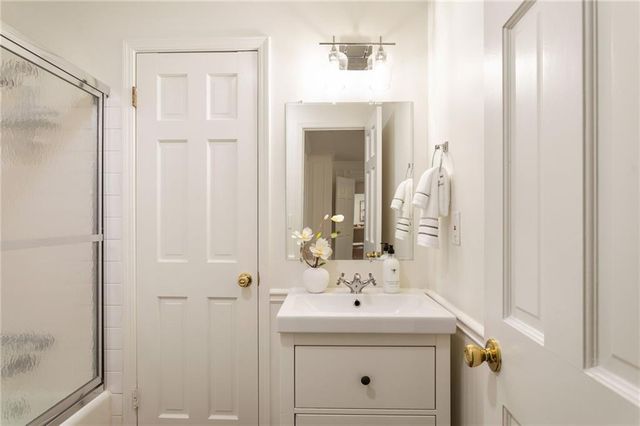 855 Old Creek Trail, Atlanta, GA 30328