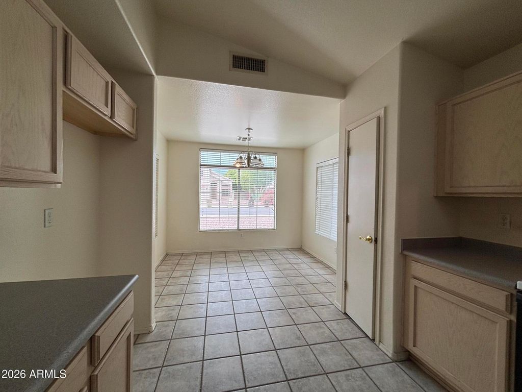 8540 W Rue de Lamour --, Peoria, AZ 85381 — photo 5