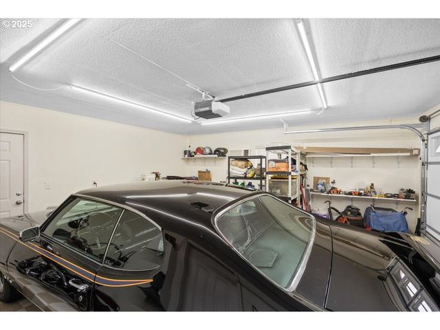 145 SAMANTHA Way, Canyonville, OR 97417