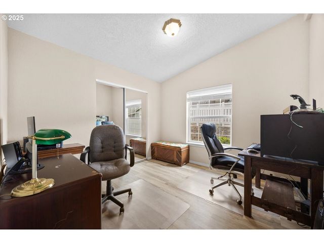 145 SAMANTHA Way, Canyonville, OR 97417