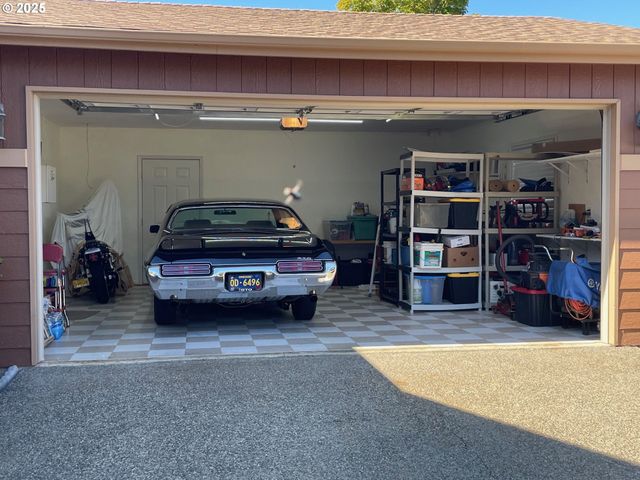 145 SAMANTHA Way, Canyonville, OR 97417