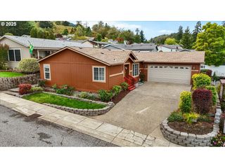 145 SAMANTHA Way, Canyonville, OR 97417