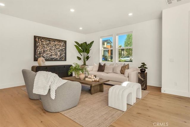 214 Tank, Irvine, CA 92618