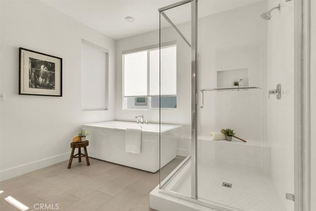 214 Tank, Irvine, CA 92618