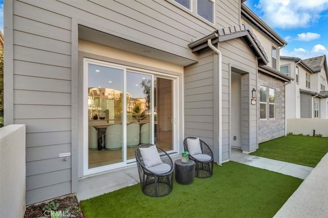 214 Tank, Irvine, CA 92618