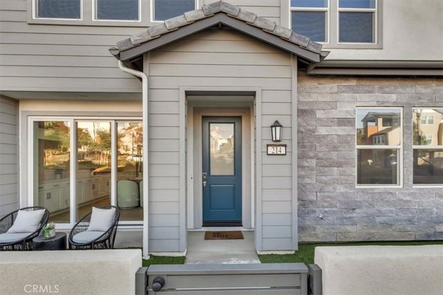 214 Tank, Irvine, CA 92618