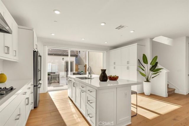 214 Tank, Irvine, CA 92618