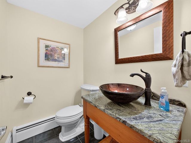 22 E Mayer Drive, Suffern, NY 10901