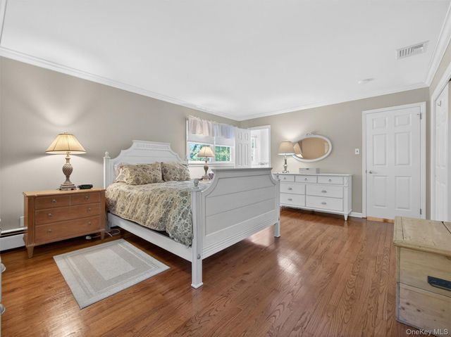 22 E Mayer Drive, Suffern, NY 10901