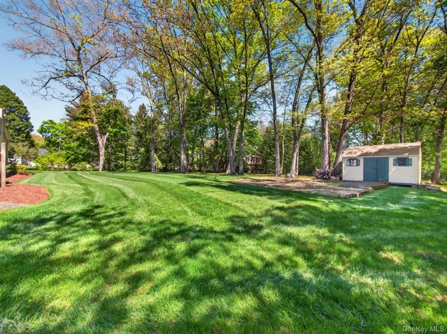 22 E Mayer Drive, Suffern, NY 10901