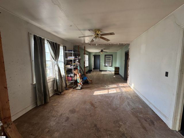 7 Valley Road, Travelers Rest, SC 29690