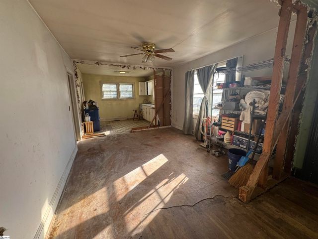 7 Valley Road, Travelers Rest, SC 29690