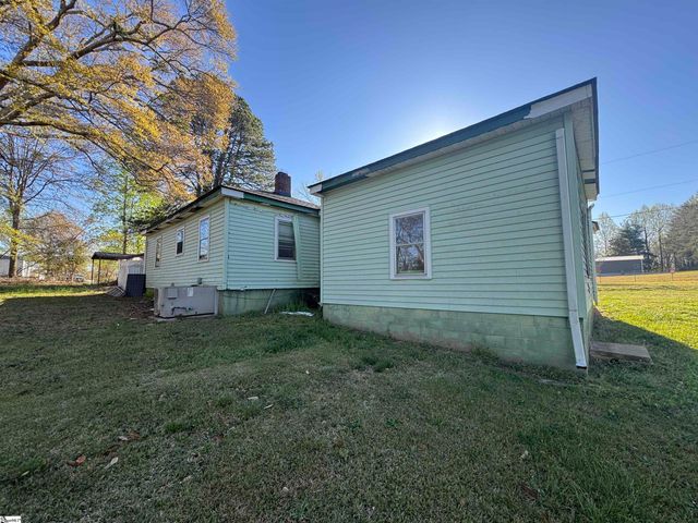 7 Valley Road, Travelers Rest, SC 29690