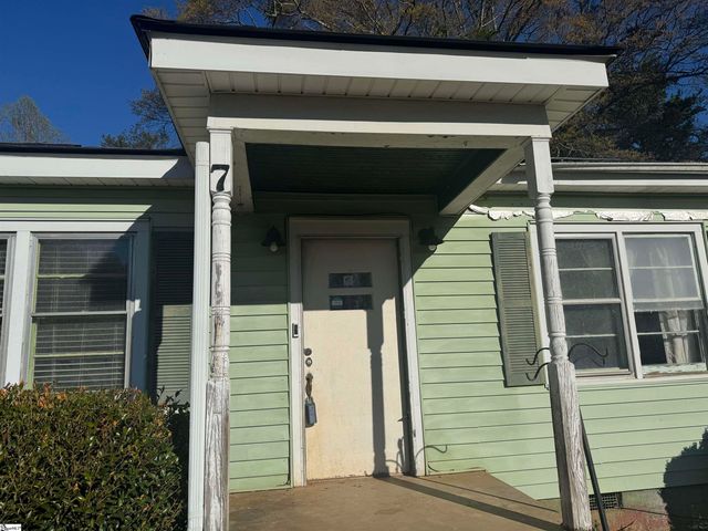7 Valley Road, Travelers Rest, SC 29690