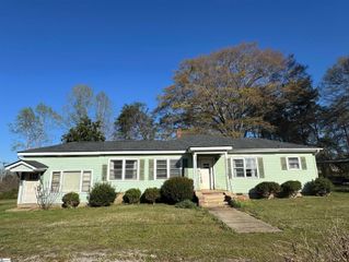 7 Valley Road, Travelers Rest, SC 29690