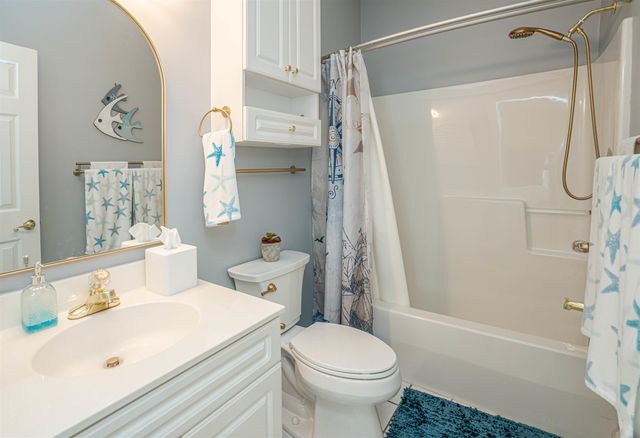 4241 Hibiscus Dr. Unit 102, Little River, SC 29566