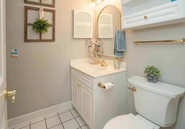 4241 Hibiscus Dr. Unit 102, Little River, SC 29566