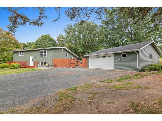 1757 220th Avenue, New Richmond, WI 54017