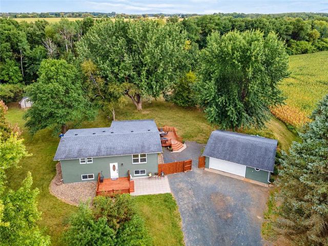 1757 220th Avenue, New Richmond, WI 54017