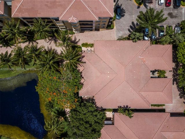 16132 Emerald Estates Dr, Weston, FL 33331