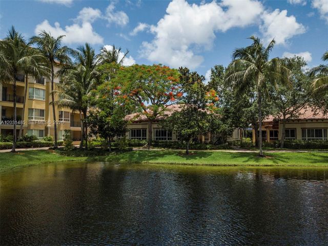 16132 Emerald Estates Dr, Weston, FL 33331
