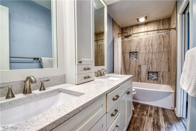 5817 Fenwood Court, Mentor On The Lake, OH 44060