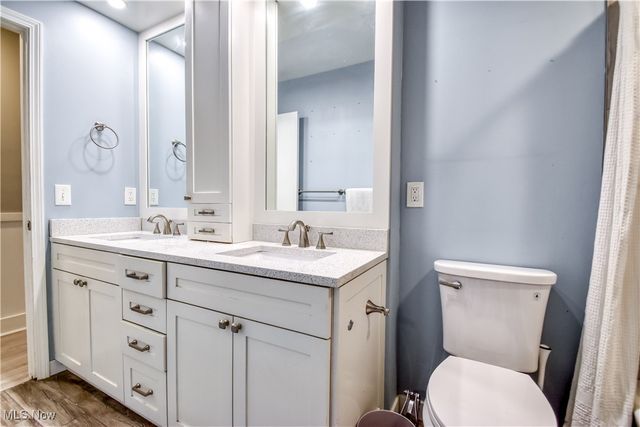 5817 Fenwood Court, Mentor On The Lake, OH 44060