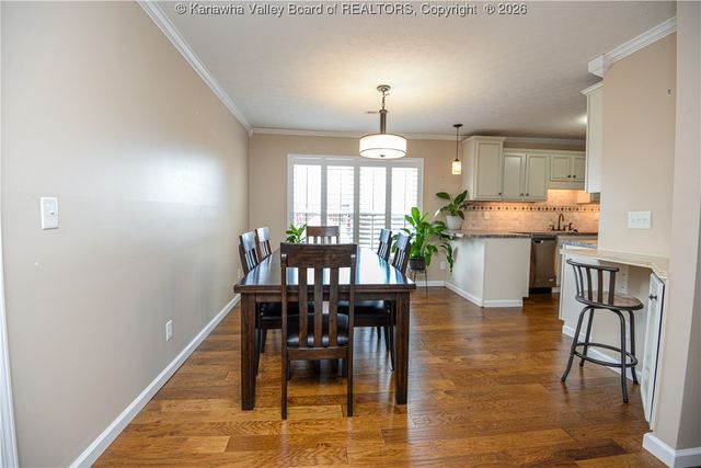 104 Trappers Place, Charleston, WV 25314