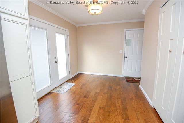 104 Trappers Place, Charleston, WV 25314