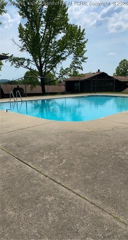 104 Trappers Place, Charleston, WV 25314