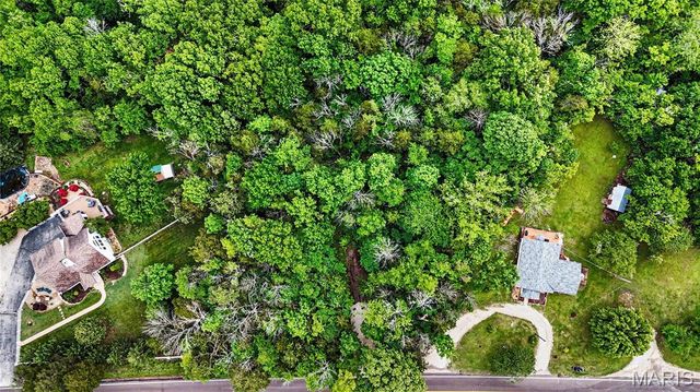 3392 Lynch Rd, Pacific, MO 63069
