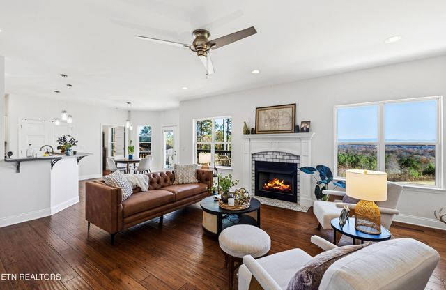 1390 County Road 3051, Athens, TN 37303