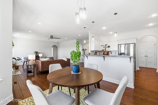 1390 County Road 3051, Athens, TN 37303