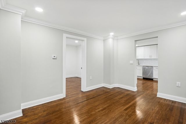 621 Roosevelt Ave, Carteret Boro, NJ 07008